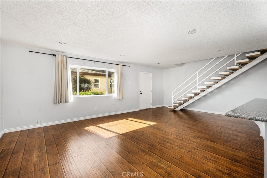 473 E 1st