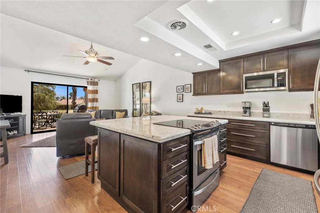 40514 Bay Hill Way