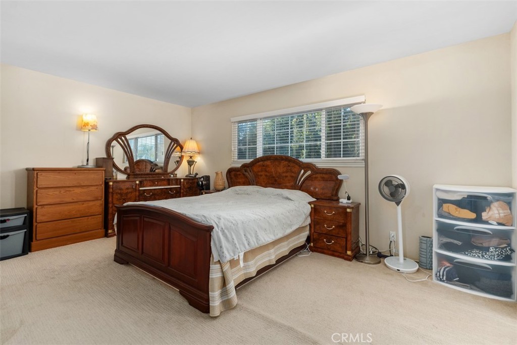 5023 Evergreen
