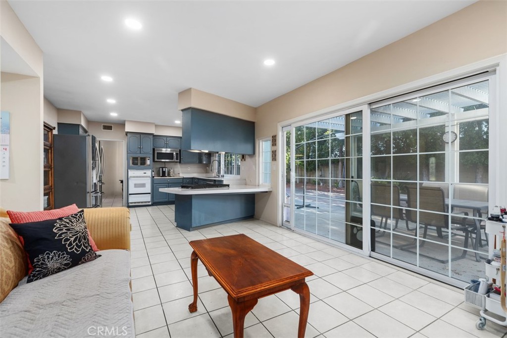 5023 Evergreen