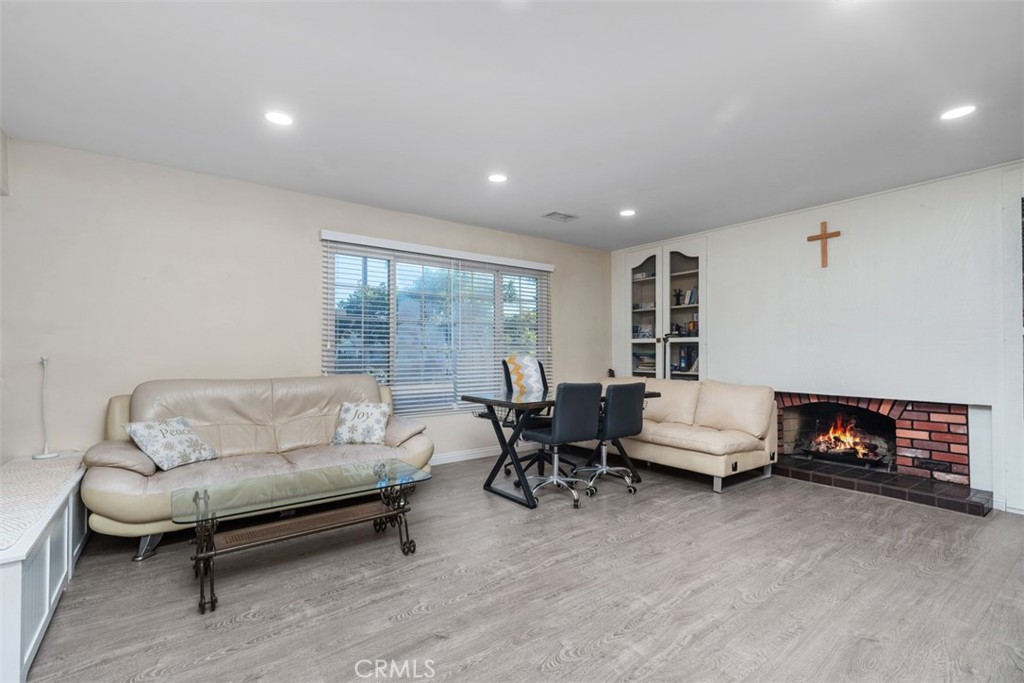 5023 Evergreen