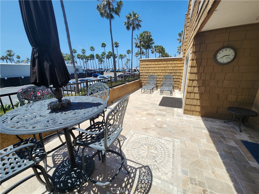 600 E Oceanfront 1D
