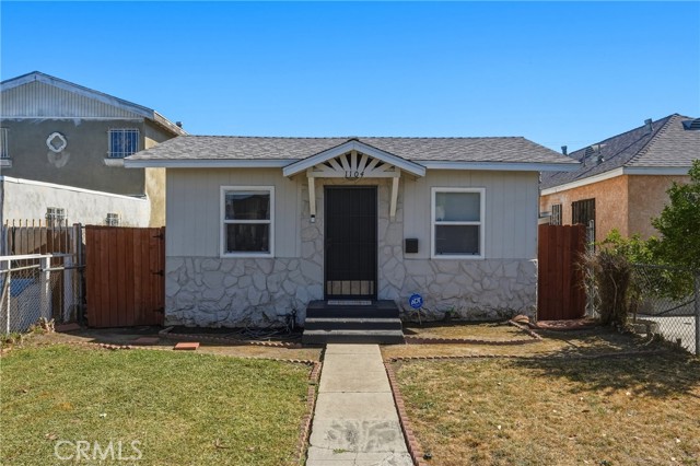 1104 E 111th DR