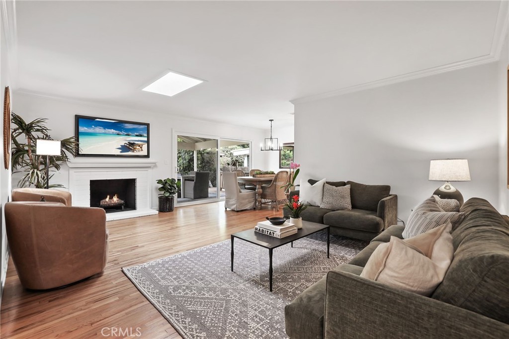 3682 La Colmena Way