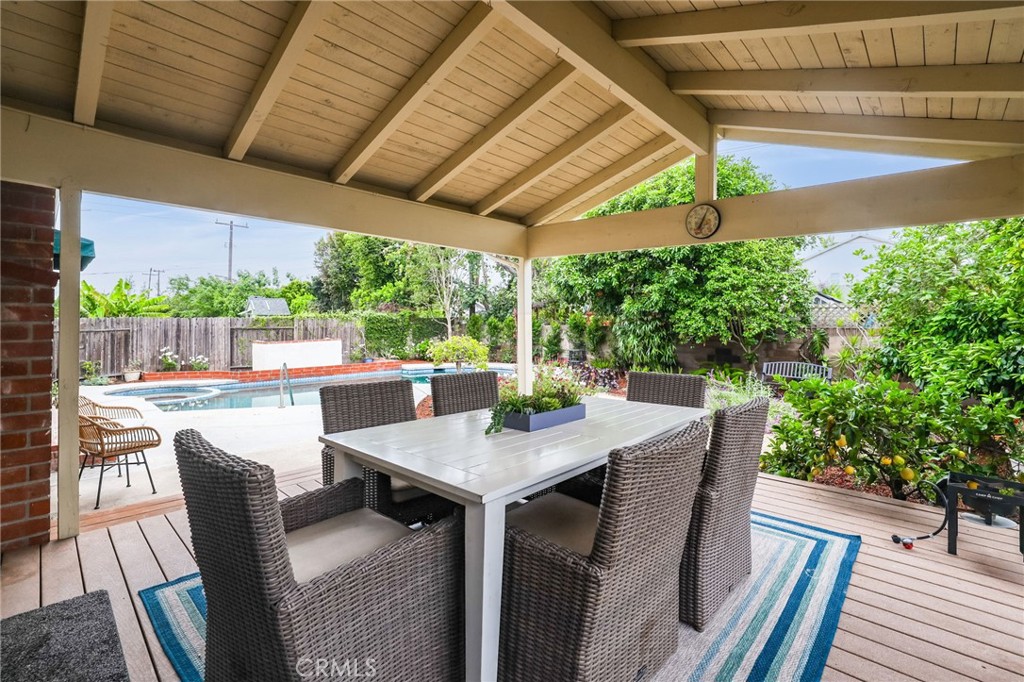 3682 La Colmena Way