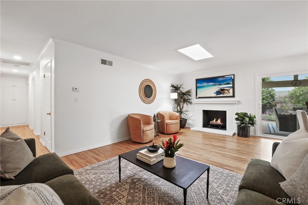 3682 La Colmena Way