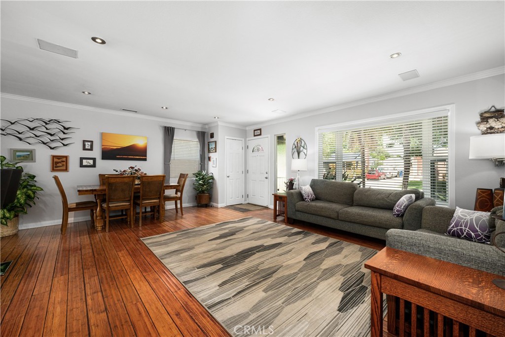 5222 E Harco