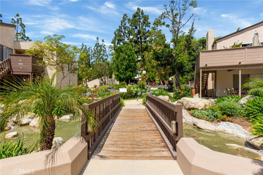 1330 Cabrillo Park F