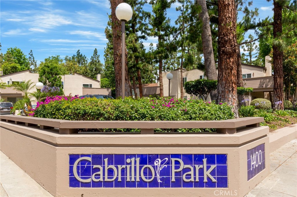 1330 Cabrillo Park F
