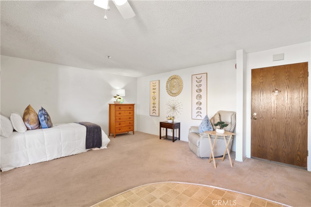 301 N Ford