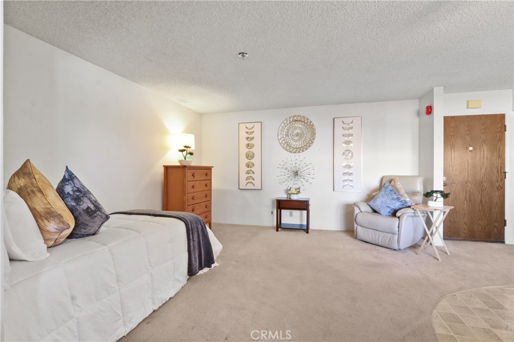 301 N Ford