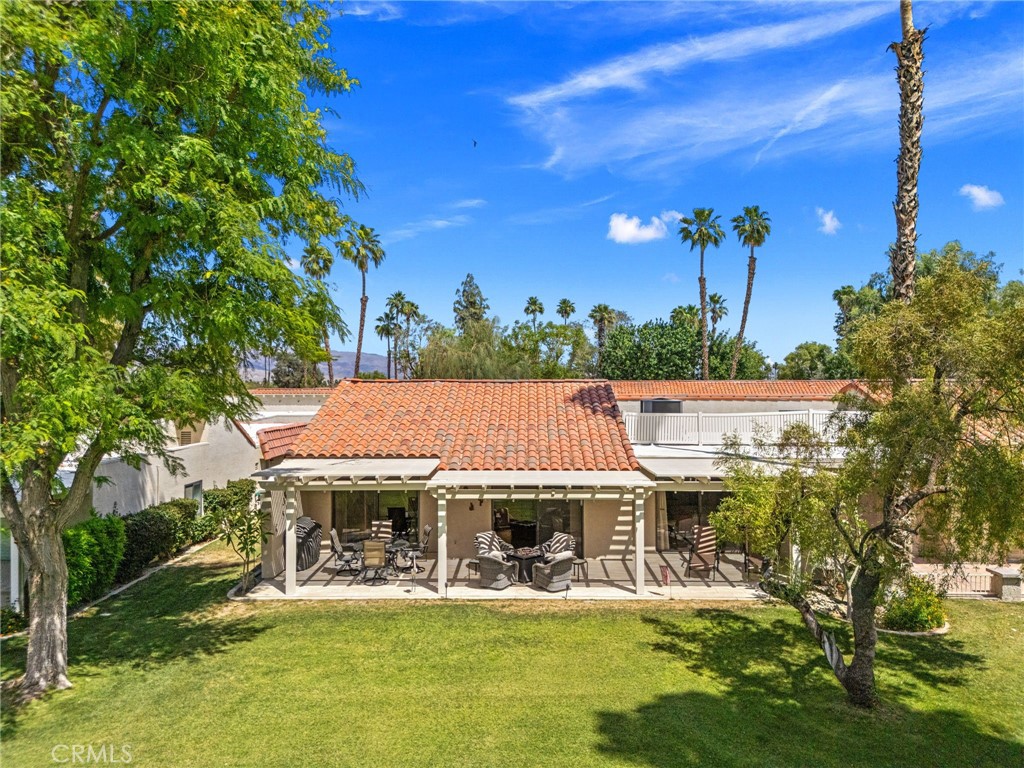 40963 Interlachen Lane