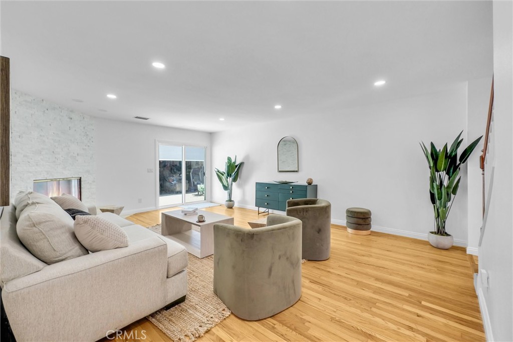 2628 Deerford