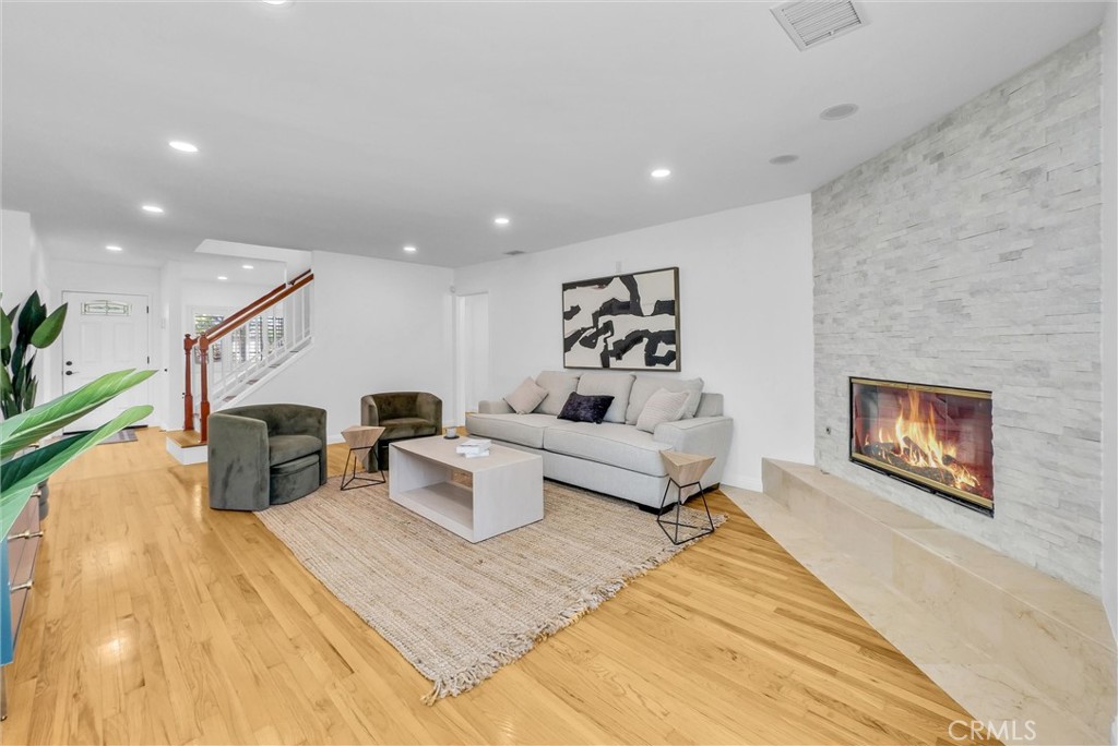2628 Deerford