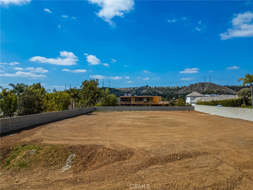 18777 Mesa Drive