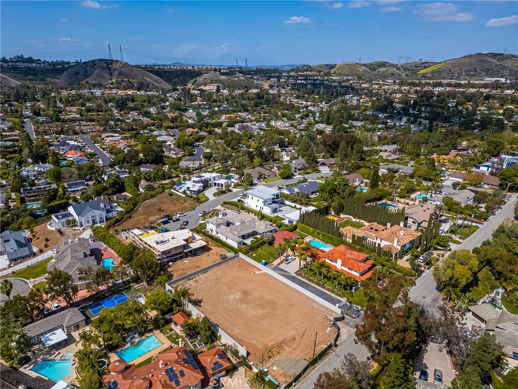 18777 Mesa Drive