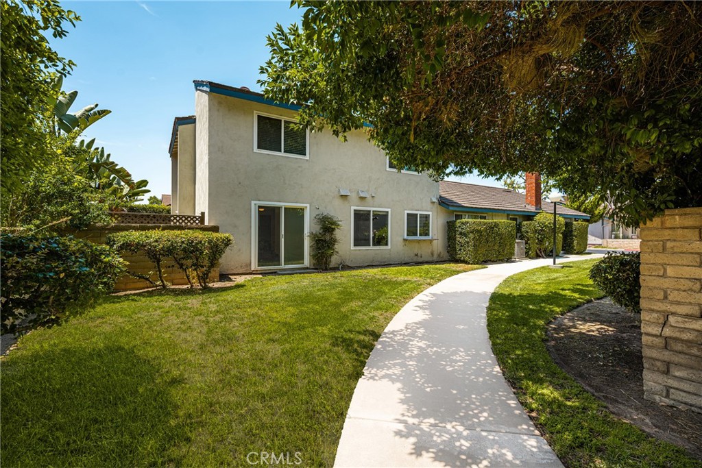 306 Los Padres Lane