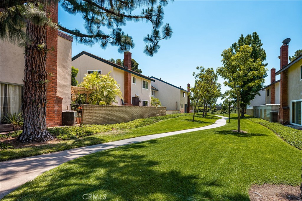 306 Los Padres Lane