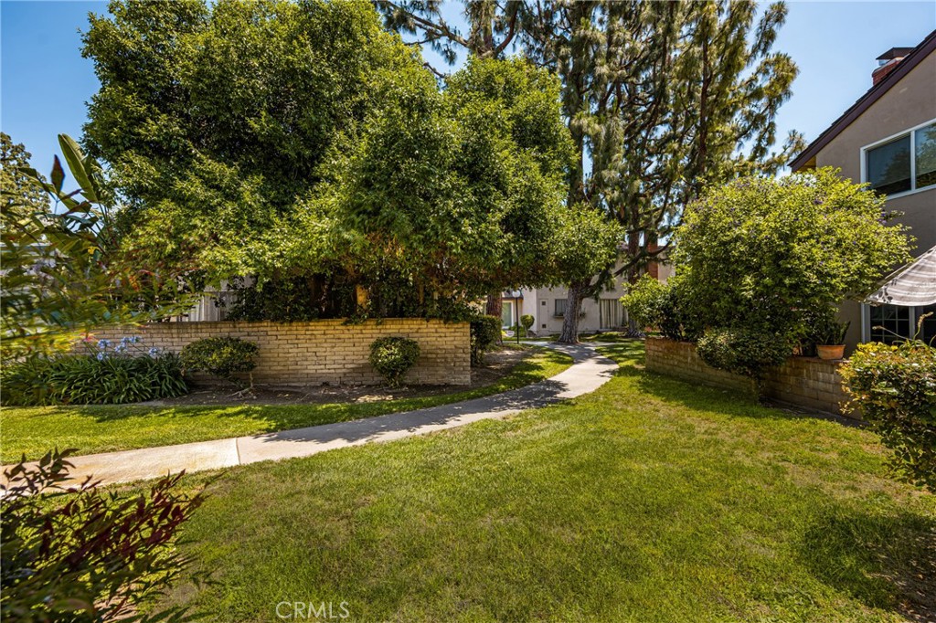 306 Los Padres Lane