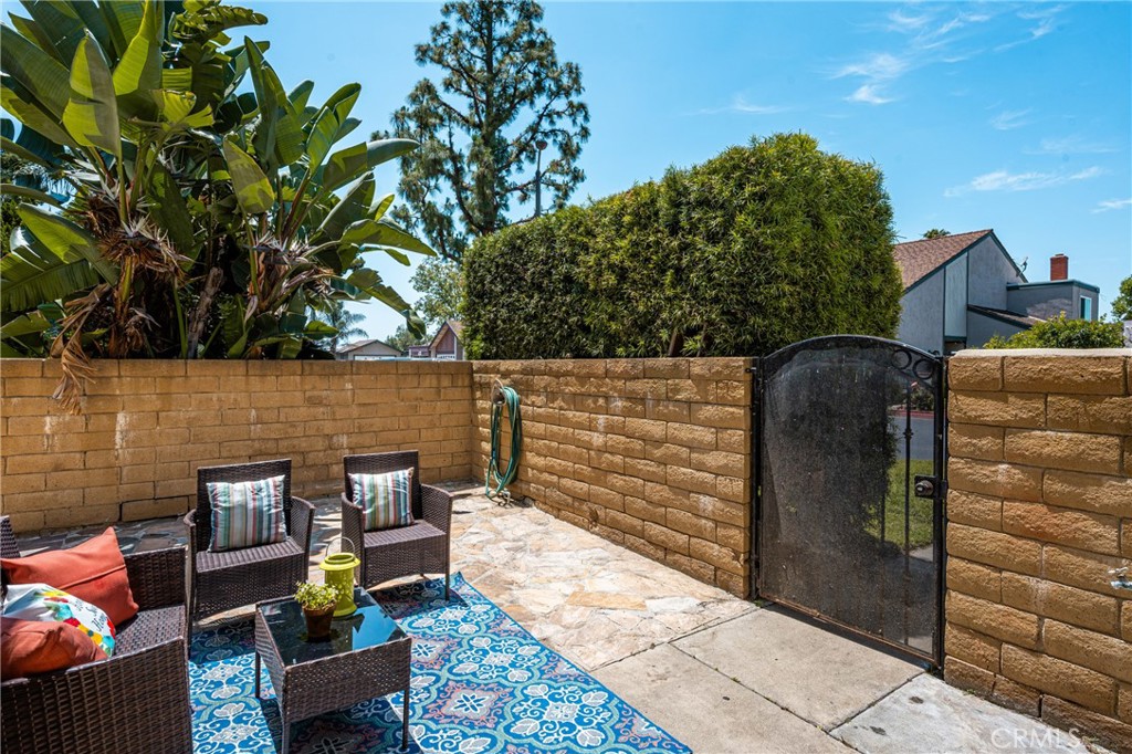 306 Los Padres Lane