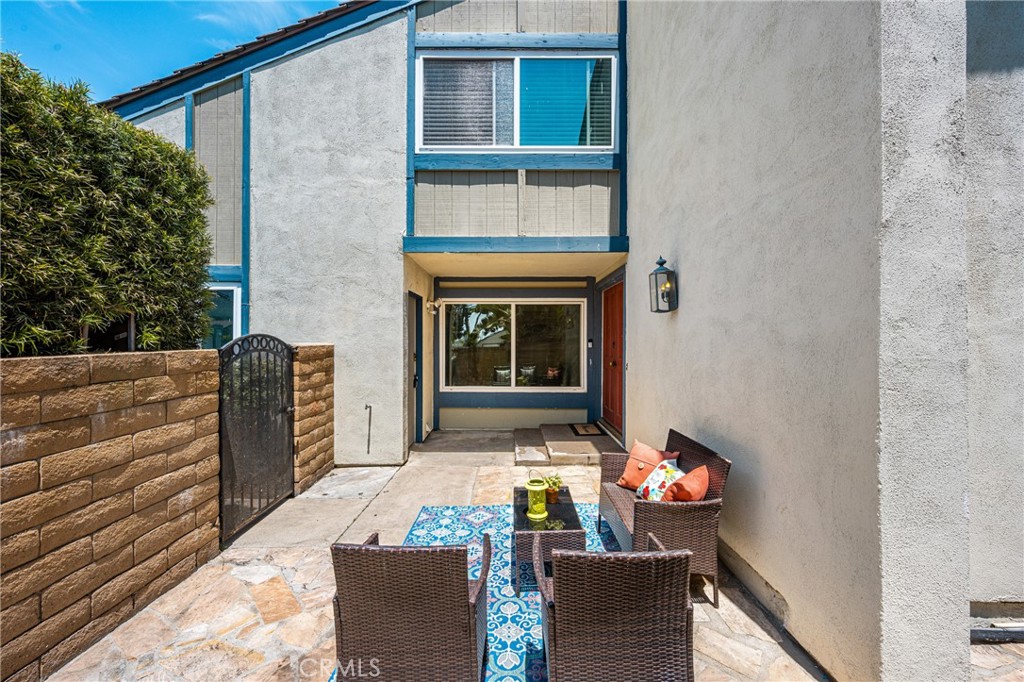 306 Los Padres Lane