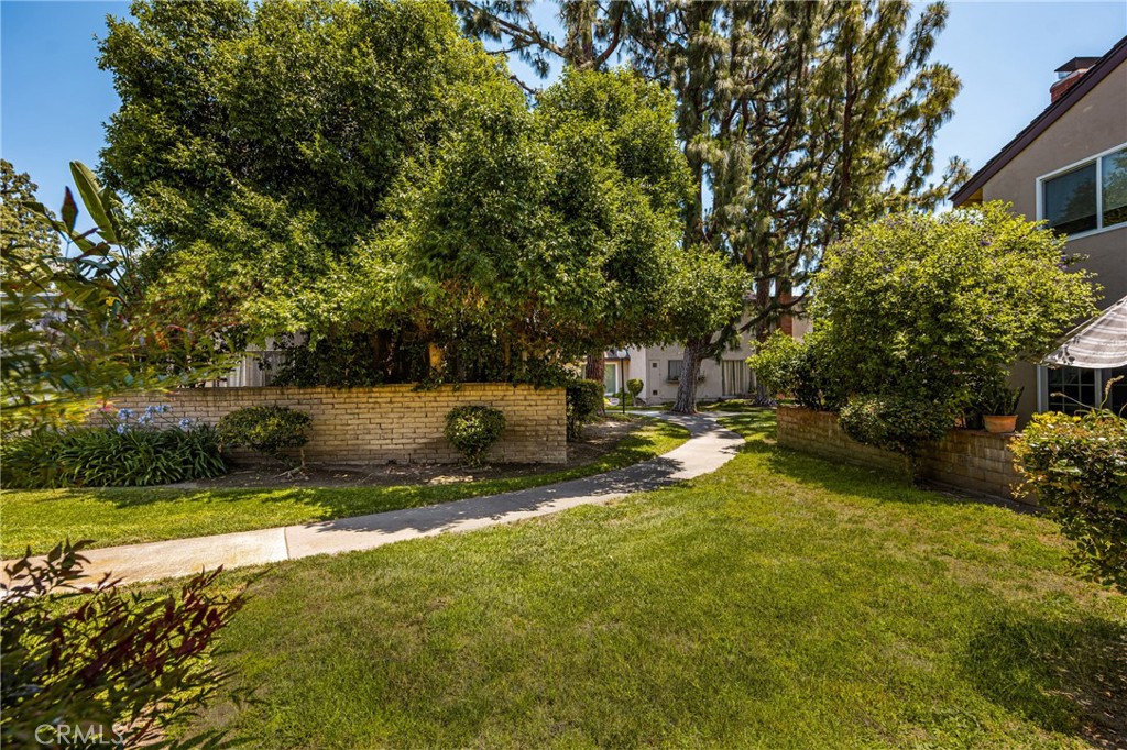 306 Los Padres Lane
