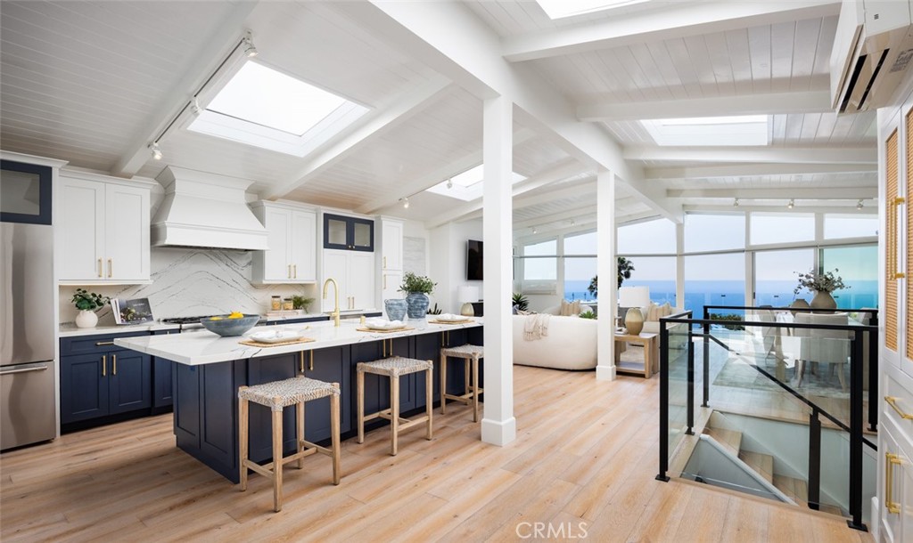 1105 Miramar
