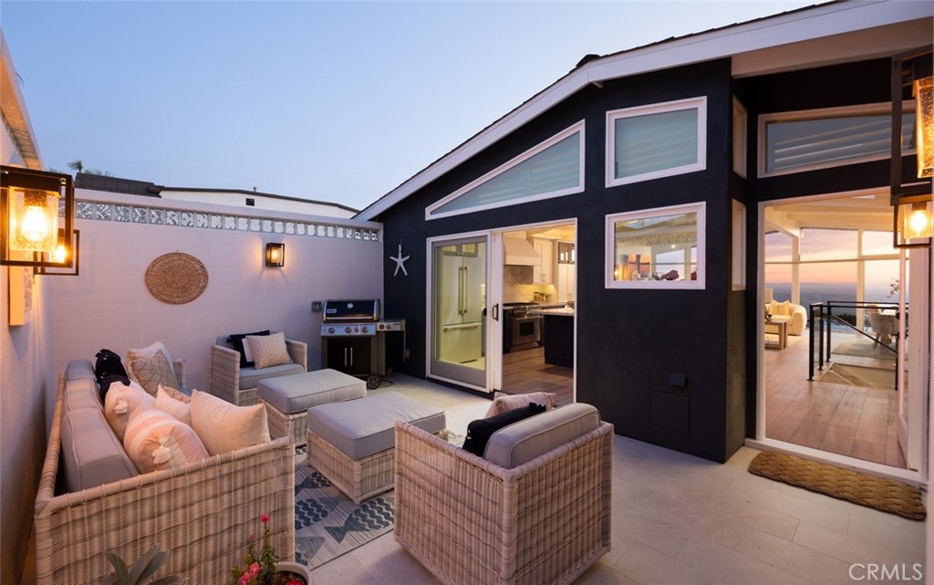 1105 Miramar