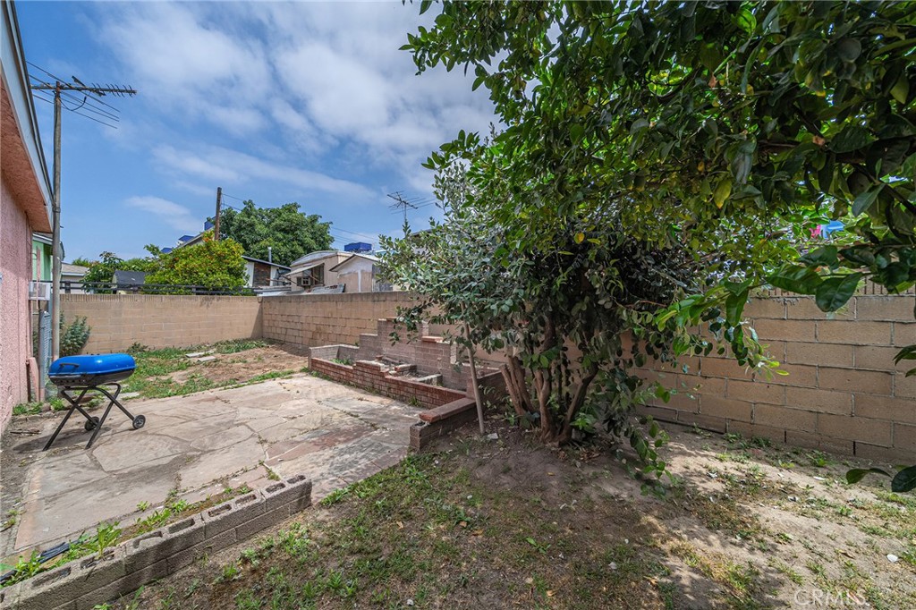 22720 Orchard