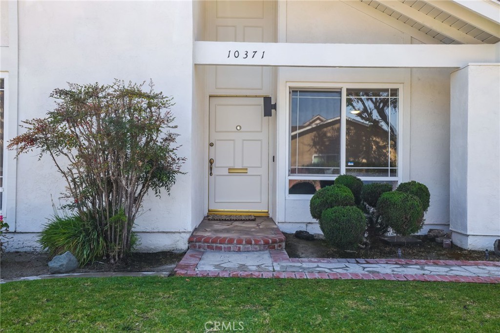 10371 Humbolt Street