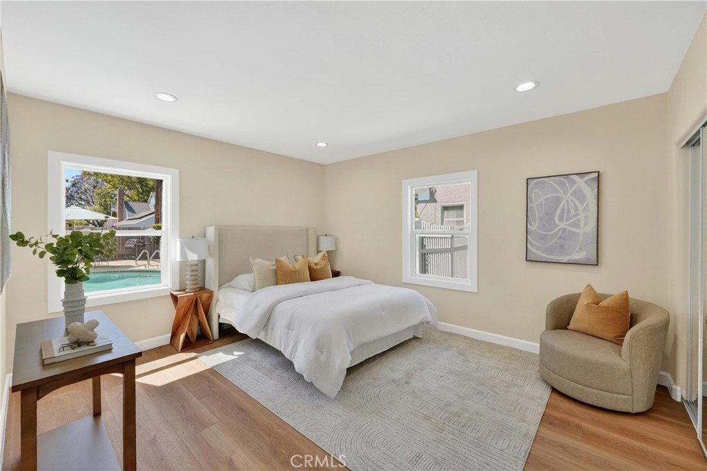 1404 N Freeman