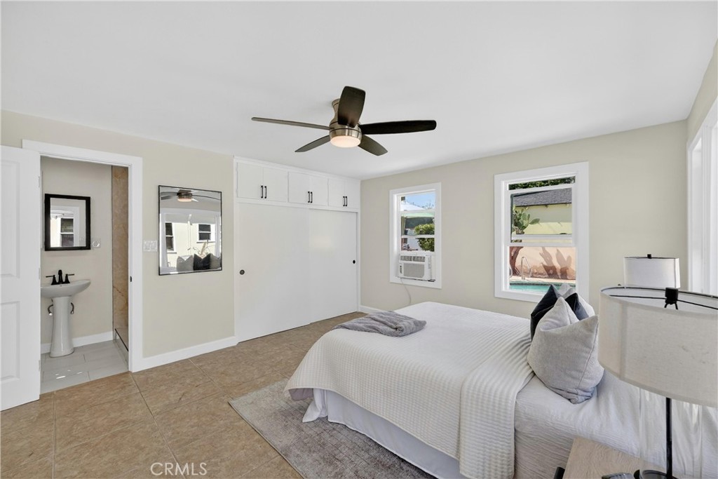 1404 N Freeman