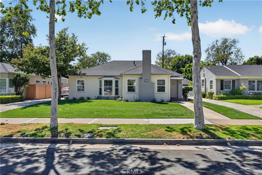 1404 N Freeman