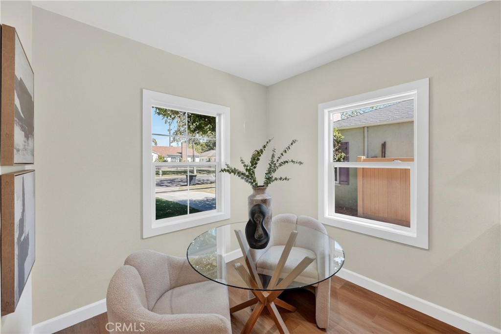1404 N Freeman