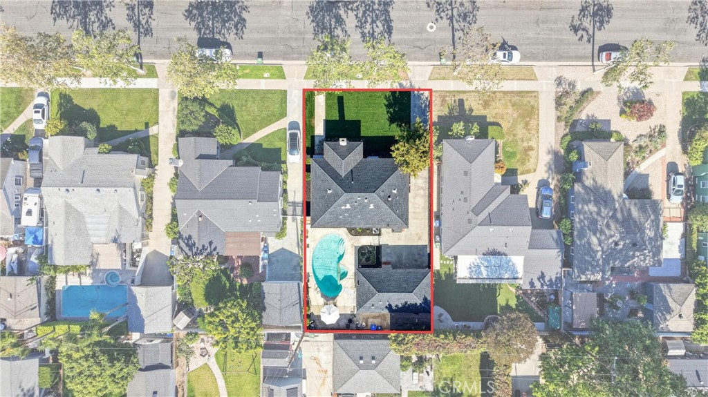 1404 N Freeman
