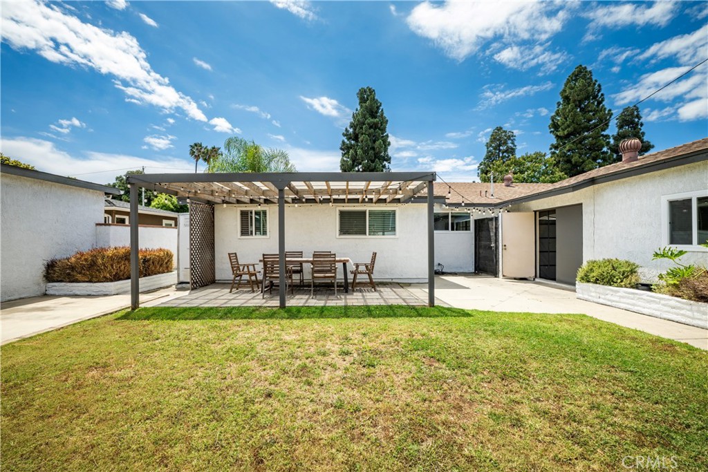 5735 E Wardlow