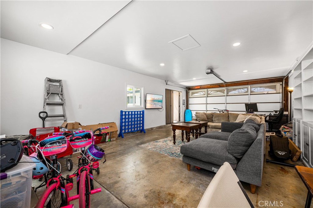 5735 E Wardlow