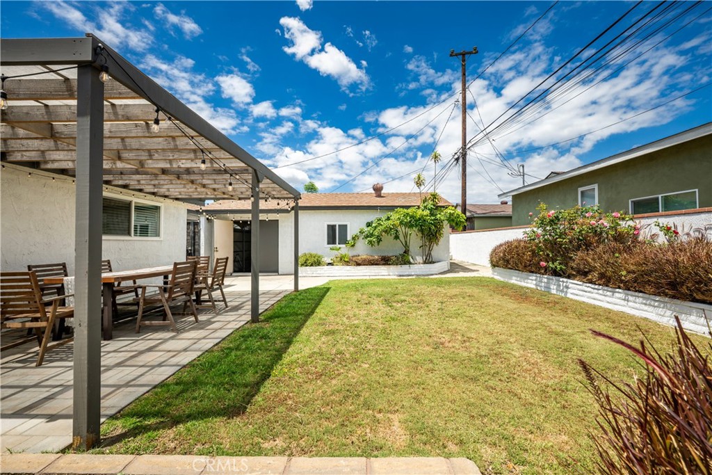 5735 E Wardlow