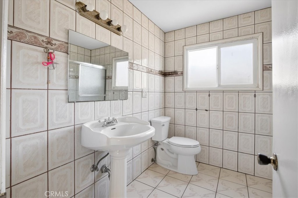 2114 Orange