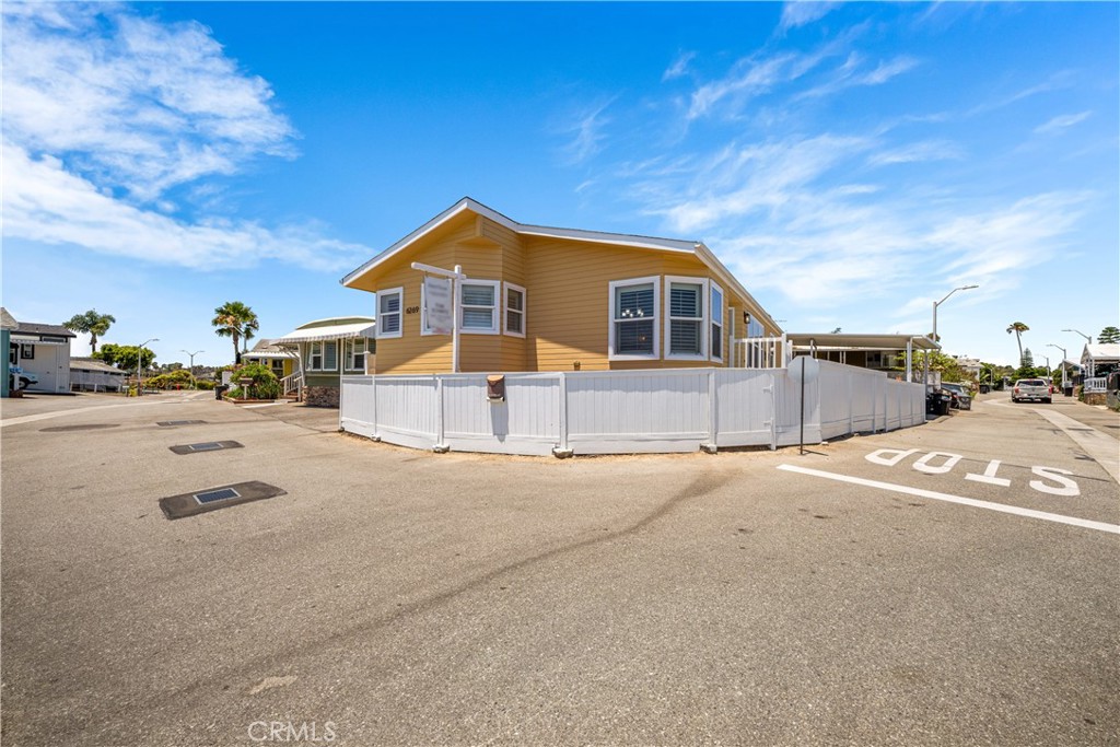 6269 MARINA VIEW DRIVE 271