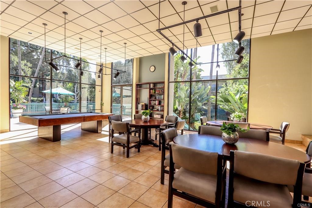 564 N Bellflower Boulevard 218