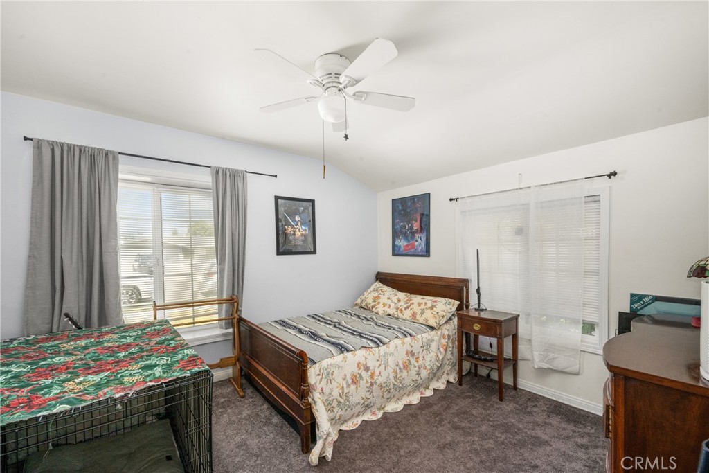 2608 W Palais