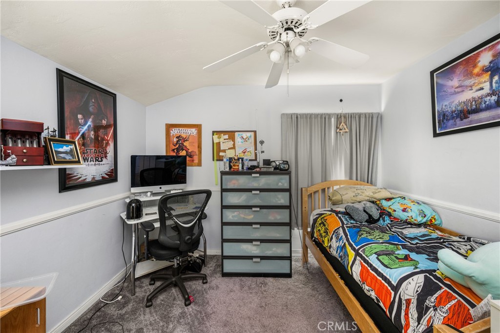 2608 W Palais