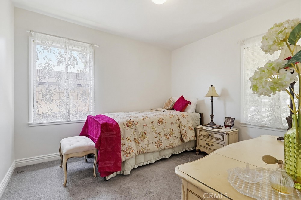 13308 Thistle