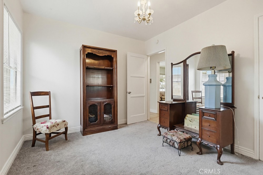 13308 Thistle