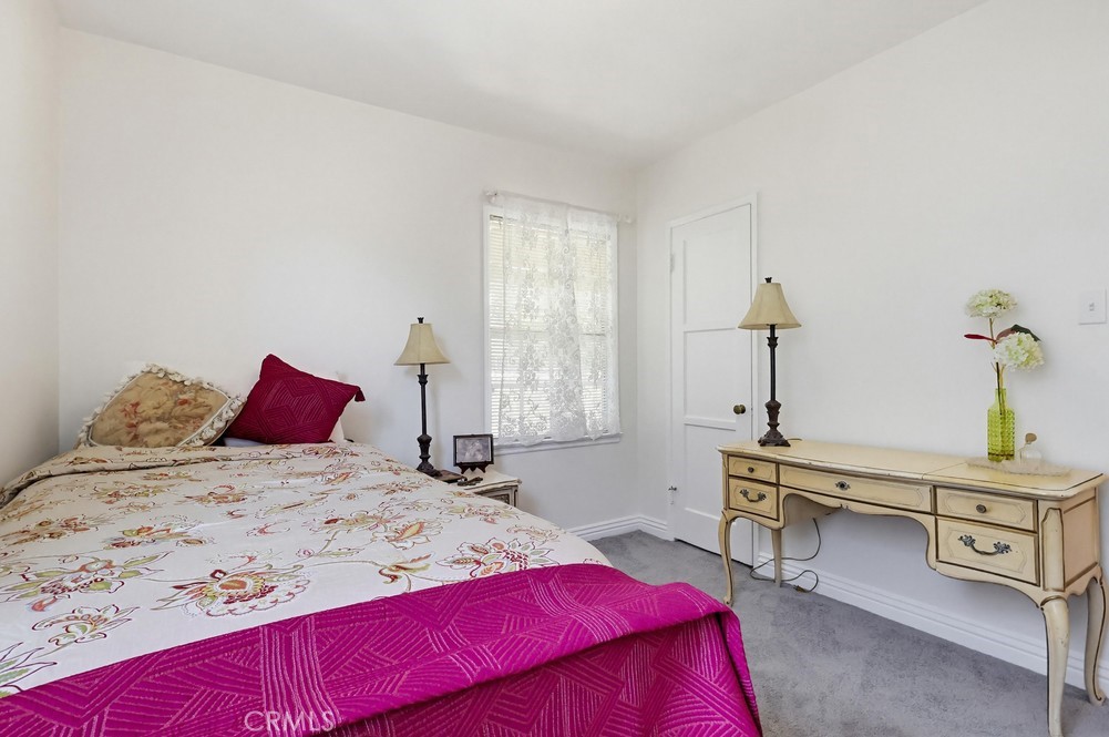 13308 Thistle