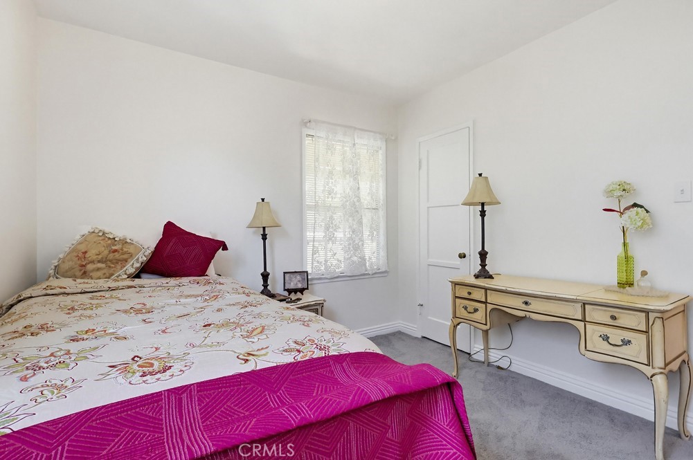 13308 Thistle