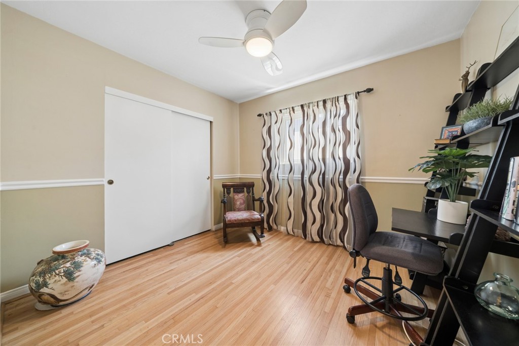 315 E Wilson