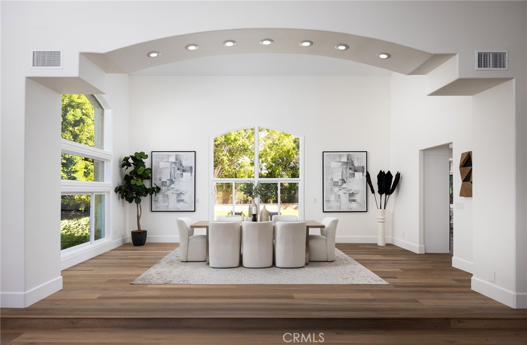 18262 Evergreen Circle