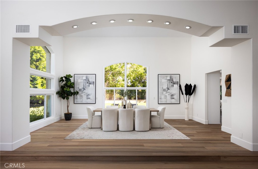 18262 Evergreen Circle